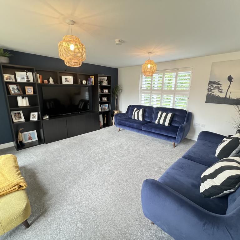 4 bedroom house to rent - Photo 1