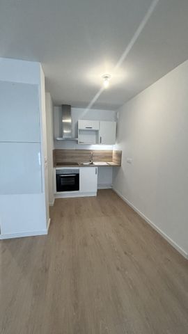 Location Appartement 2 pièces 45m² - Photo 5