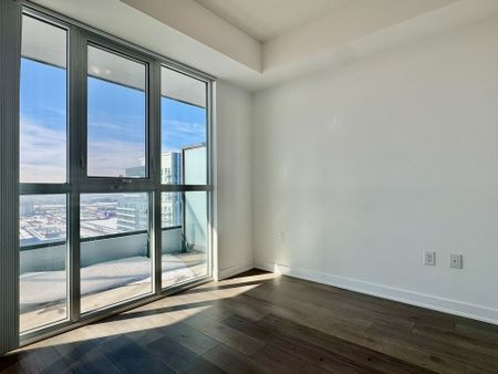 For Lease - 60 Honeycrisp Crescent Unit# 1519, Vaughan, Ontario - Photo 4