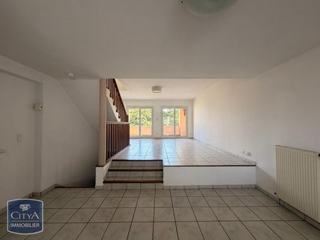 Location Maison 4 pièces 78m² VILLEFRANCHE SUR SAONE 69400 - Photo 5