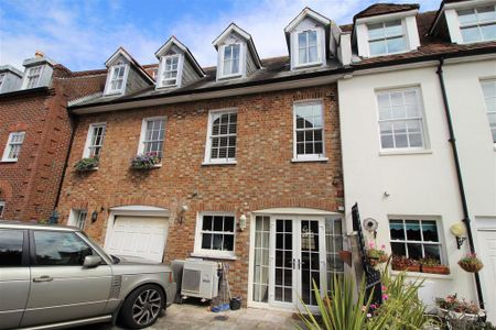 3 bedroom townhouse to rent - Photo 3
