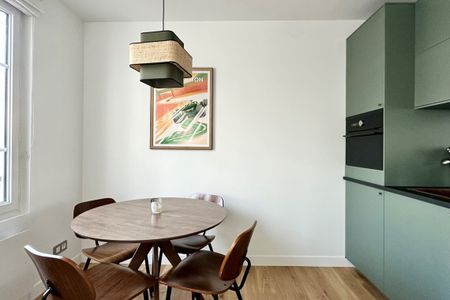 Appartement à louer rue Saint Dominique, Paris 7ème - Photo 2