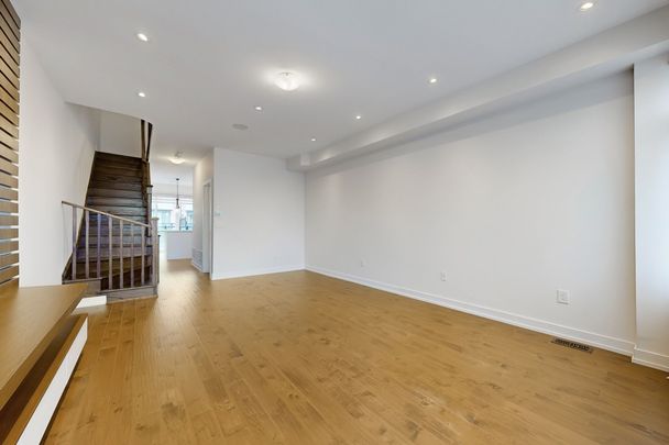 For Lease - 215 Salterton Circle, Vaughan, Ontario - Photo 1