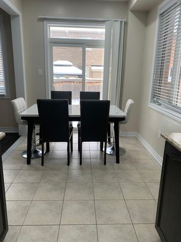 For Lease - 5 Almond Street, Brampton, Ontario - Photo 2