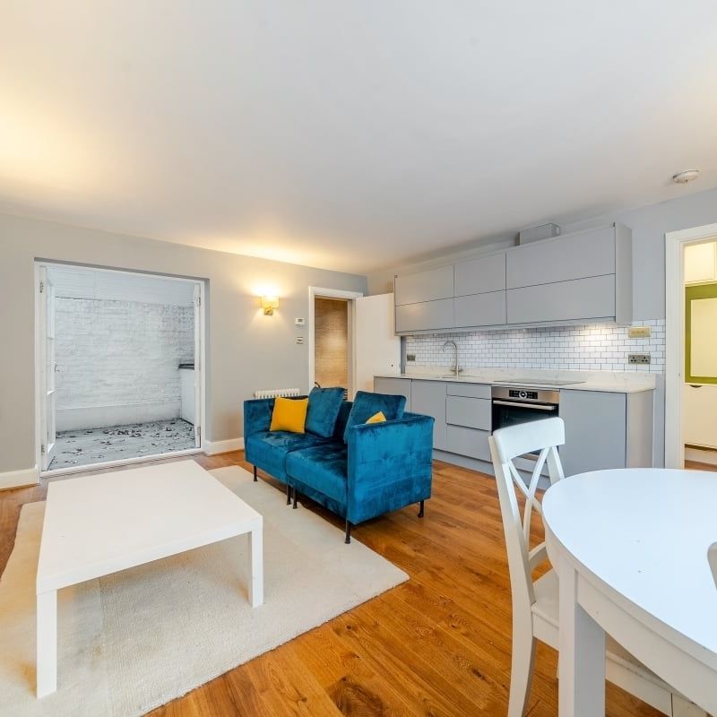 2 bedroom apartment to rent - Photo 1