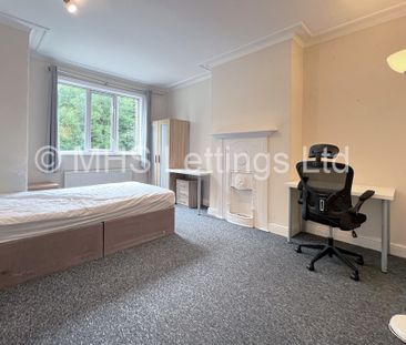 4 Bedroom Mid Terraced House for rent in Rokeby Gardens - Photo 5