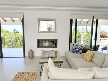 Detached Villa in El Rosario - Photo 2