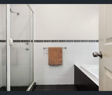 A modern home in convenient location - Photo 5