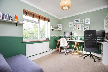 2 bedroom maisonette to rent - Photo 4