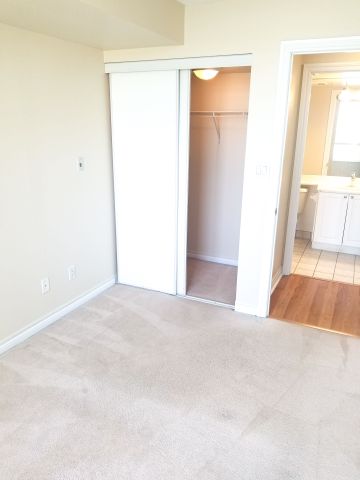 For Lease - 3880 Duke Of York Boulevard Unit# 2208, Mississauga, Ontario - Photo 4