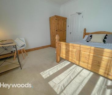 4 bedroom house of multiple occupation to rent - Photo 3