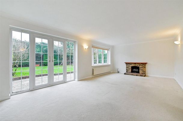 4 bedroom detached house to rent - Photo 1