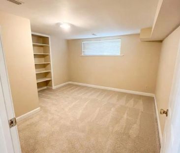 35 LABURNHAM AVENUE - Photo 1