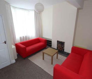 30 Titania Street, Belfast, BT6 8NT - Photo 1