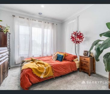 Modern, Low-Maintenance Living with North-Facing Yard - Photo 4