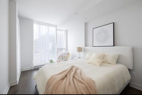 1288 Rue St-Antoine O., apt. TH2 - Photo 1