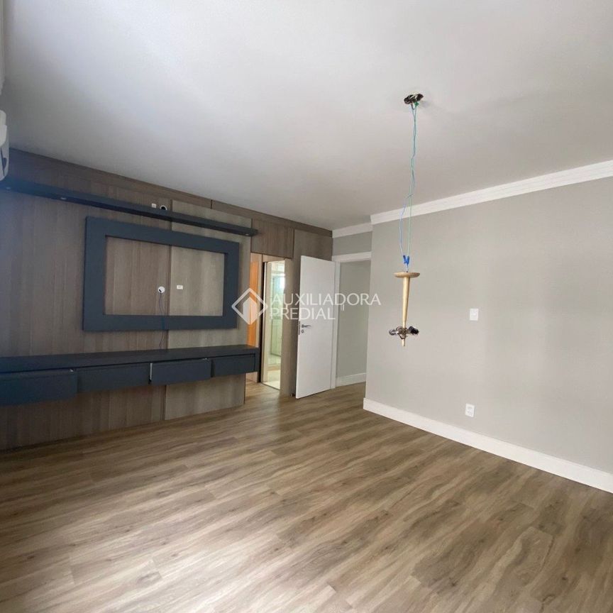 Cobertura com 3 quartos e 359m² para alugar em Centro, Florianópolis. - Foto 1