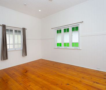 Charming, Renovated Character Home with Modern Comforts - Photo 3