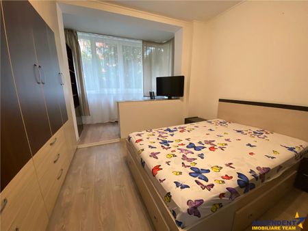 Disponibil din 15.02.2026!! Decomandat, loc parcare,pivnita, zona Grivitei, Brasov - Fotografie 2