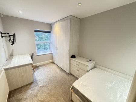 68A Flat 3 Victoria Road, Leeds, LS6 1DL - Photo 3