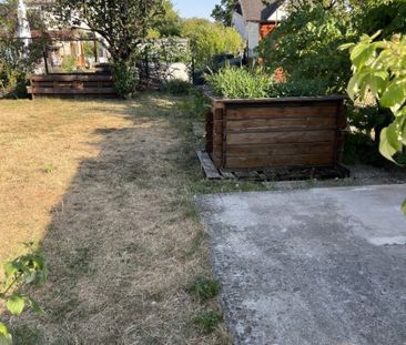 Großzügige Familienwohnung mit Garten, Garage & Parkplatz - Foto 5