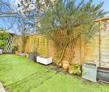 2 bedroom terraced house to rent - Photo 2