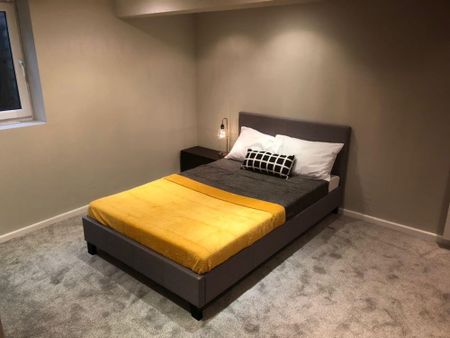 5 bedroom terraced house to rent - Photo 5