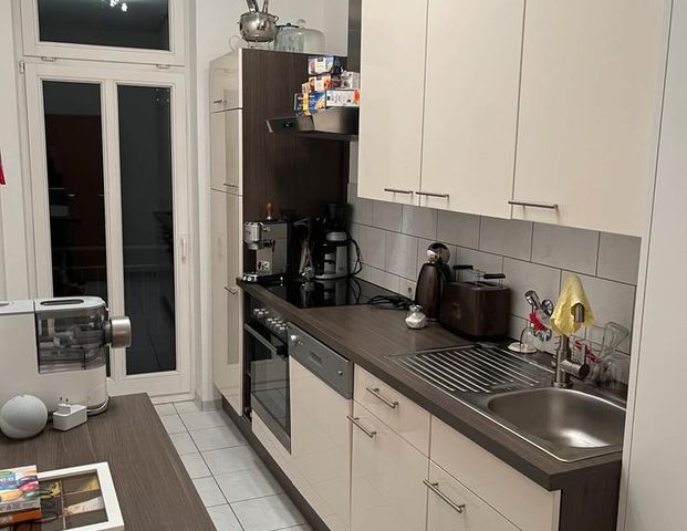 Einziehen und wohlfühlen! Möblierte Altbauwohnung Schloßchemnitz - Foto 1