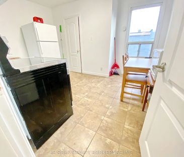 81 Hallam Street #Room 202 - Photo 3