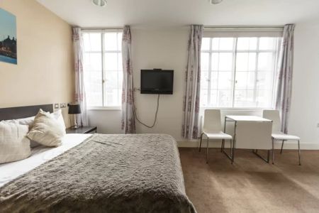 Silver Studio - Photo 3