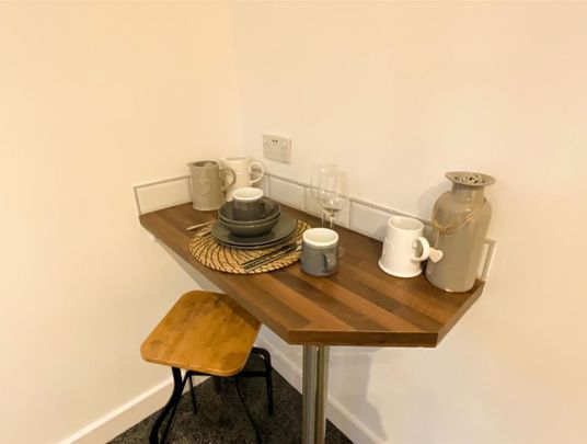 Room 5, Alexandra Road, Doncaster - Photo 1