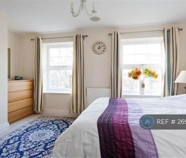 5 bedroom semi-detached house to rent - Photo 5