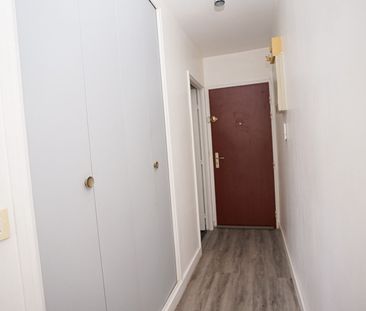 Location Appartement 1 pièce 33m² - Photo 1