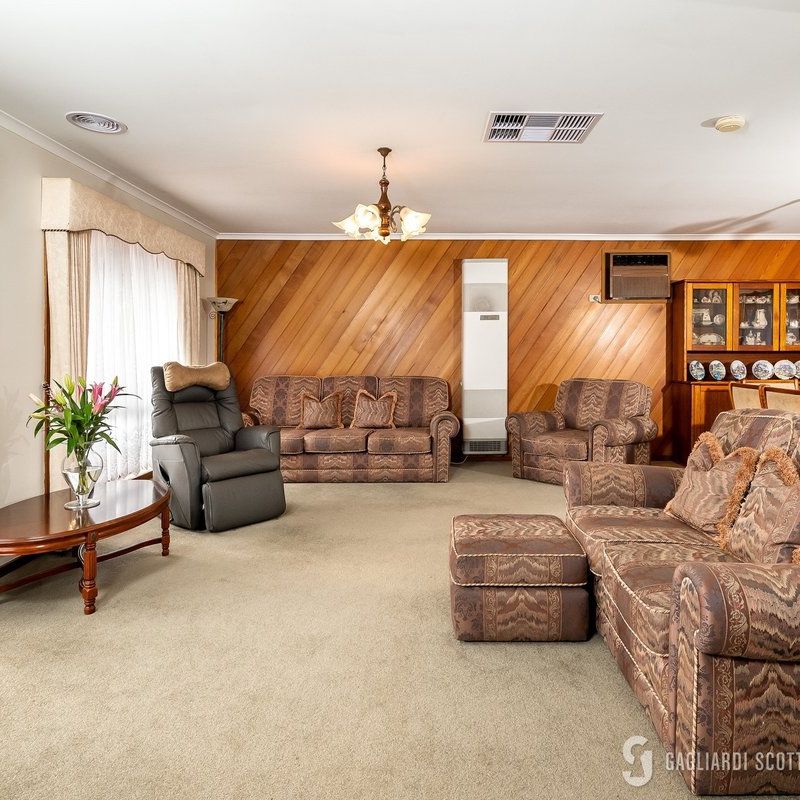 3-bedroom home with a bungalow - Photo 1