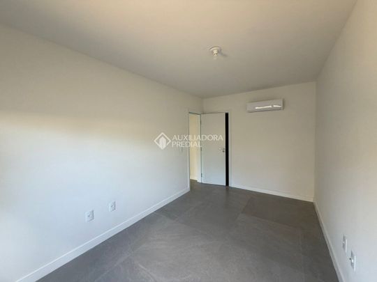 Apartamento com 2 quartos e 90m² para alugar em Lagoa da Conceição, Florianópolis. - Photo 1