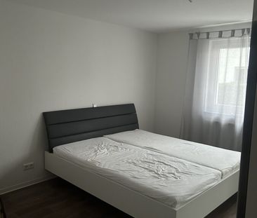 Gepflegte Erdgeschosswohnung mit Balkon in ruhiger Lage von Linden - Photo 1