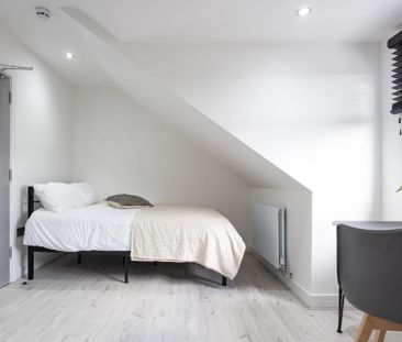 3 bedroom terraced house to rent - Photo 4