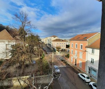 Centre ville Bourgoin Jallieu Appartement type 3 - Photo 4