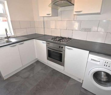 De La Pole Avenue, Hull, HU3 - Photo 4