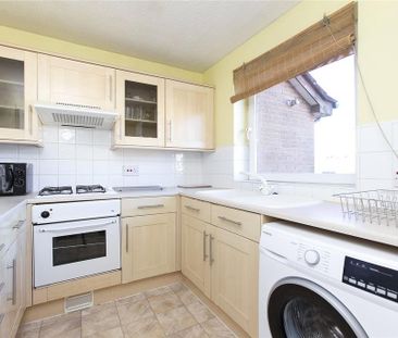 1 bedroom flat to rent - Photo 5