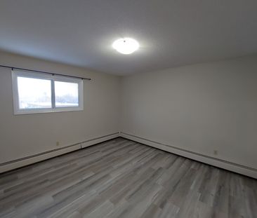 Units Available in Mature Area of Downtown! One Month Free Rent!! - Photo 6