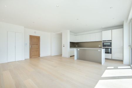 3 bedroom apartment to rent - Photo 4