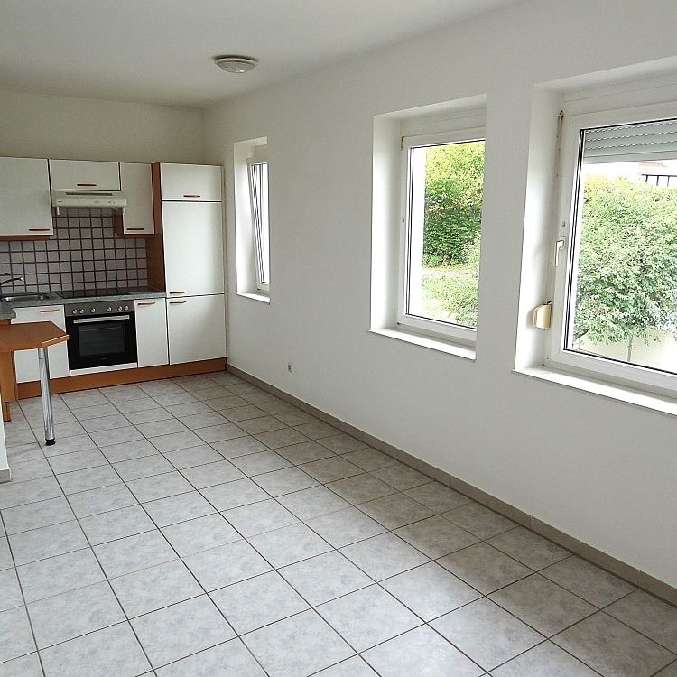 Kleine Mietwohnung mit Carport-Stellplatz und fantastischem Ausblick …! - Photo 1