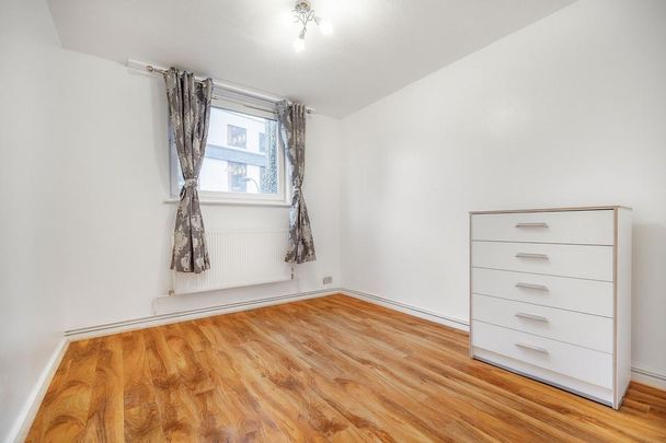 5 bedroom flat to rent - Photo 1