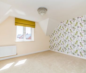 3 bedroom town house to rent Kingsman Drive, Botley, SO32 - Photo 5