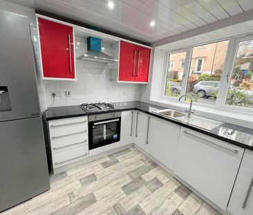 2 bedroom flat to rent - Photo 4