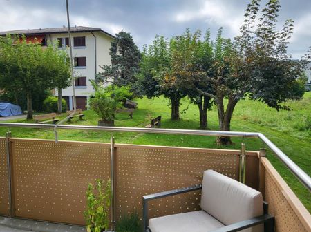 QUARTIER TRES CALME ET FAMILIAL où la campagne s'invite aux abords des localités - Foto 2