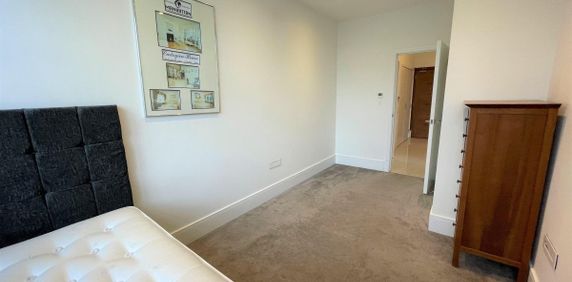 Manhattan Business Park West Gate - Photo 2