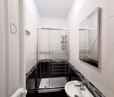 Cozy room in Madrid, Preciados Street - Photo 2