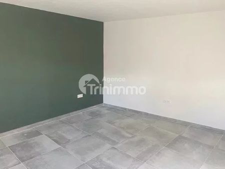 Location Maison 2 pièces 60m² CHATEAUNEUF DE GADAGNE 84470 - Photo 5